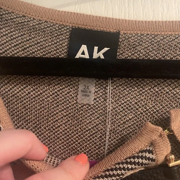 Anne Klein top - Picture 3 of 4